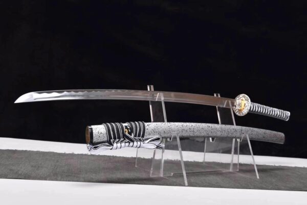 High-Performance Cosmetic Polishing Samurai Sword - Image 3