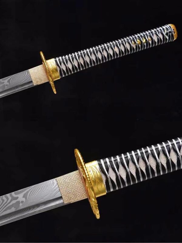 Damascus Steel Samurai Sword - Image 9